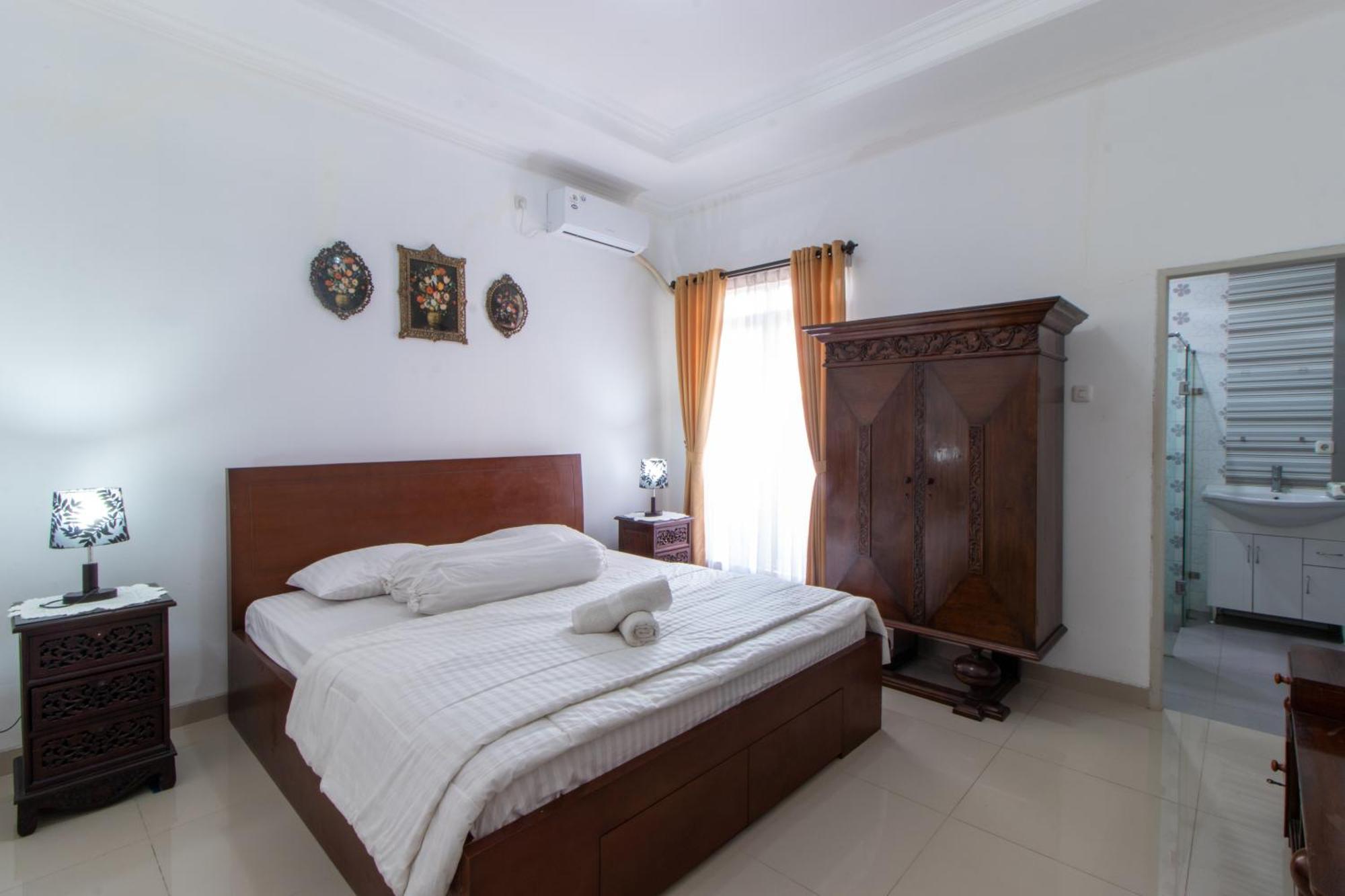 Family Only Private Pool - De Reiz Tirta Syariah 4br * Bandung